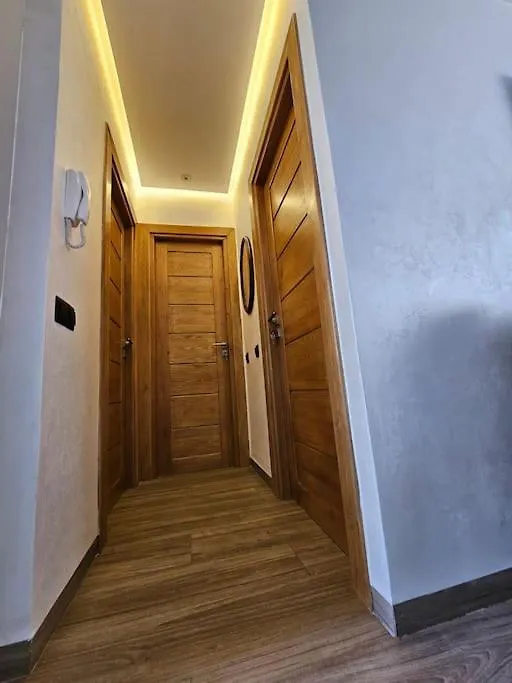 Luxurious 2 Bedroom Rustic Apartment 아가디르 모로코