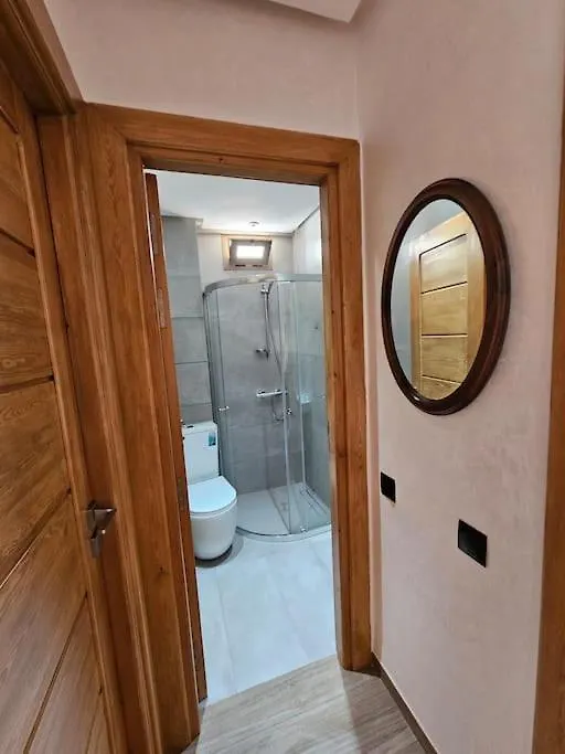 Luxurious 2 Bedroom Rustic Apartment 아가디르 0*,  모로코