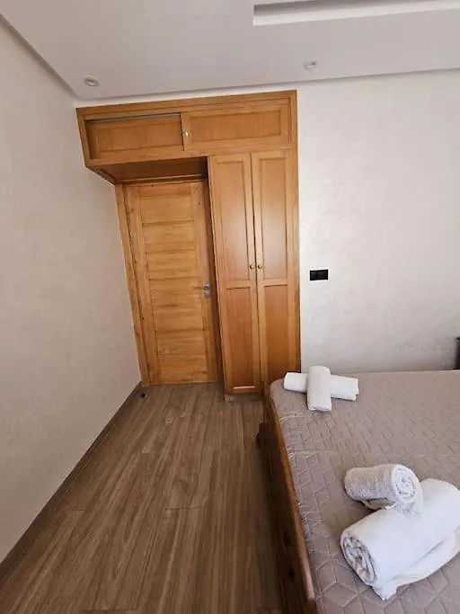 Luxurious 2 Bedroom Rustic Apartment Agadir Maroko