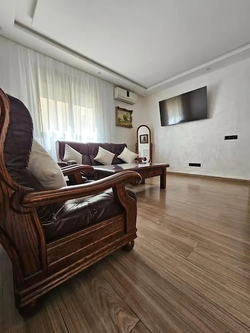 Luxurious 2 Bedroom Rustic Apartment Agadir Maroko
